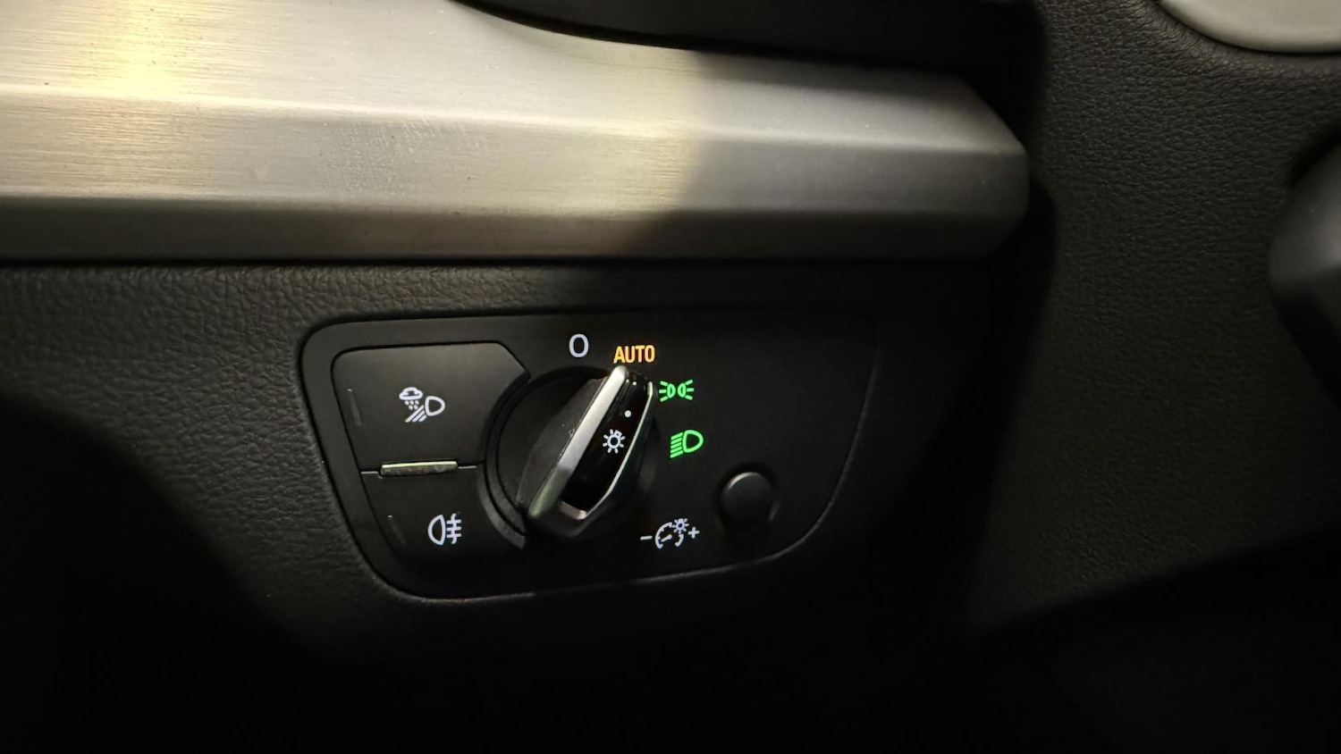 Used Audi Q5 2017 for sale - 77189619: Photo 41