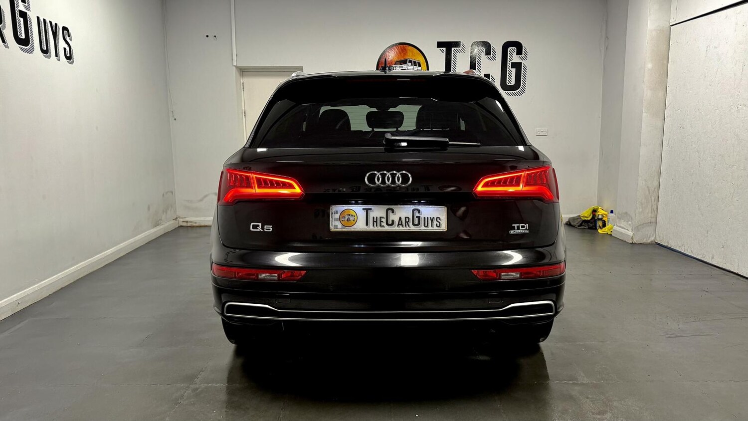 Used Audi Q5 2017 for sale - 77189619: Photo 45
