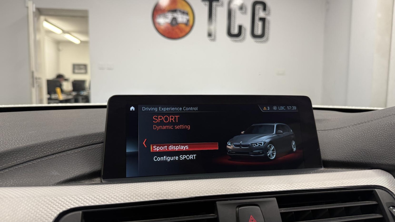 Used BMW 3 Series 2019 for sale - 77193070: Photo 33