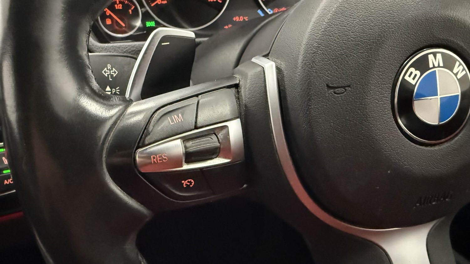 Used BMW 3 Series 2019 for sale - 77193070: Photo 44