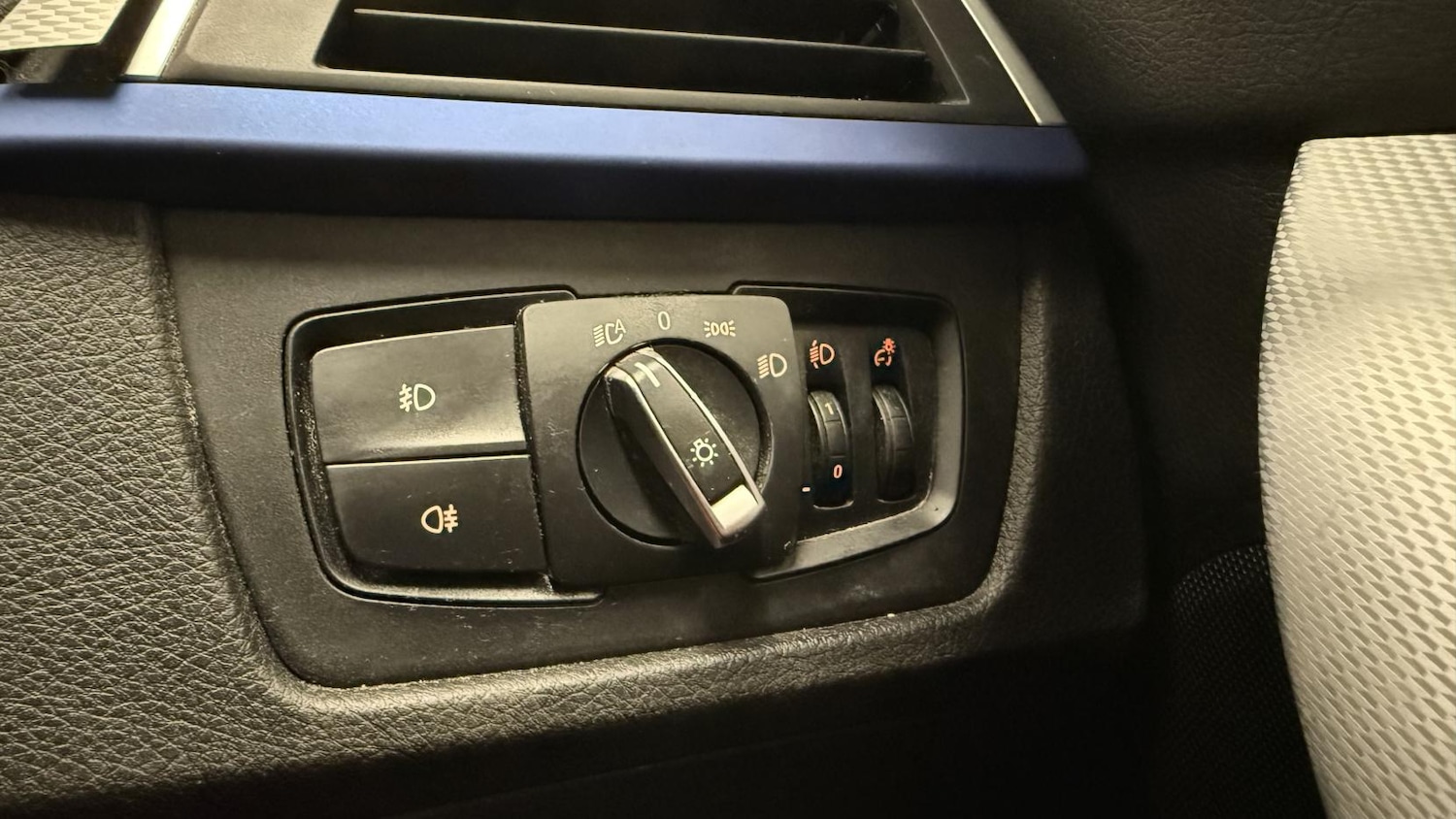 Used BMW 3 Series 2019 for sale - 77193070: Photo 46