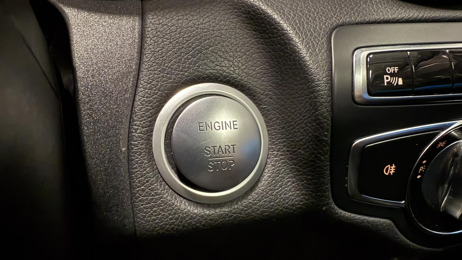 Used Mercedes-Benz C Class 2015 for sale - 77109973: Photo 39