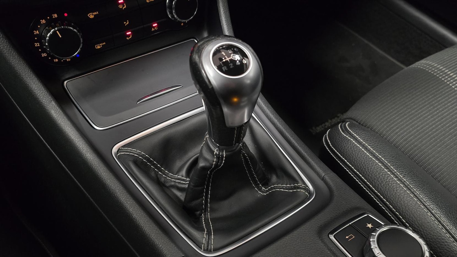 Used Mercedes-Benz GLA 2018 for sale - 77201699: Photo 19