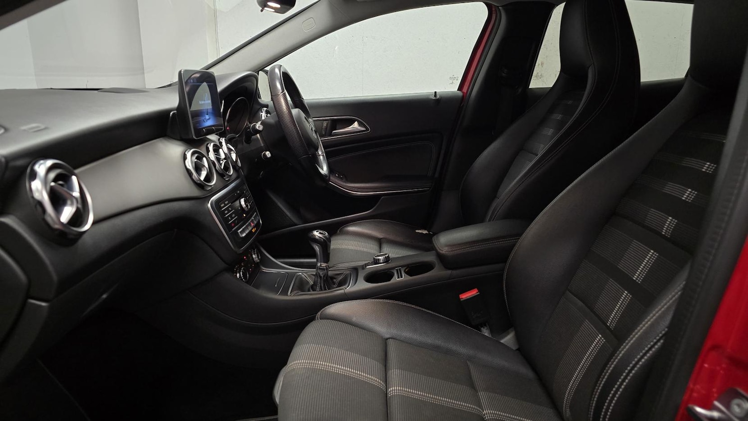 Used Mercedes-Benz GLA 2018 for sale - 77201699: Photo 2