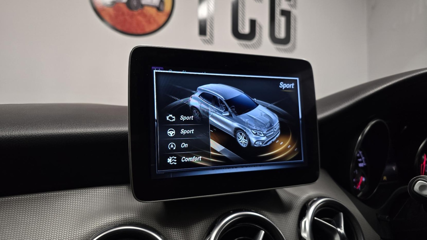 Used Mercedes-Benz GLA 2018 for sale - 77201699: Photo 26