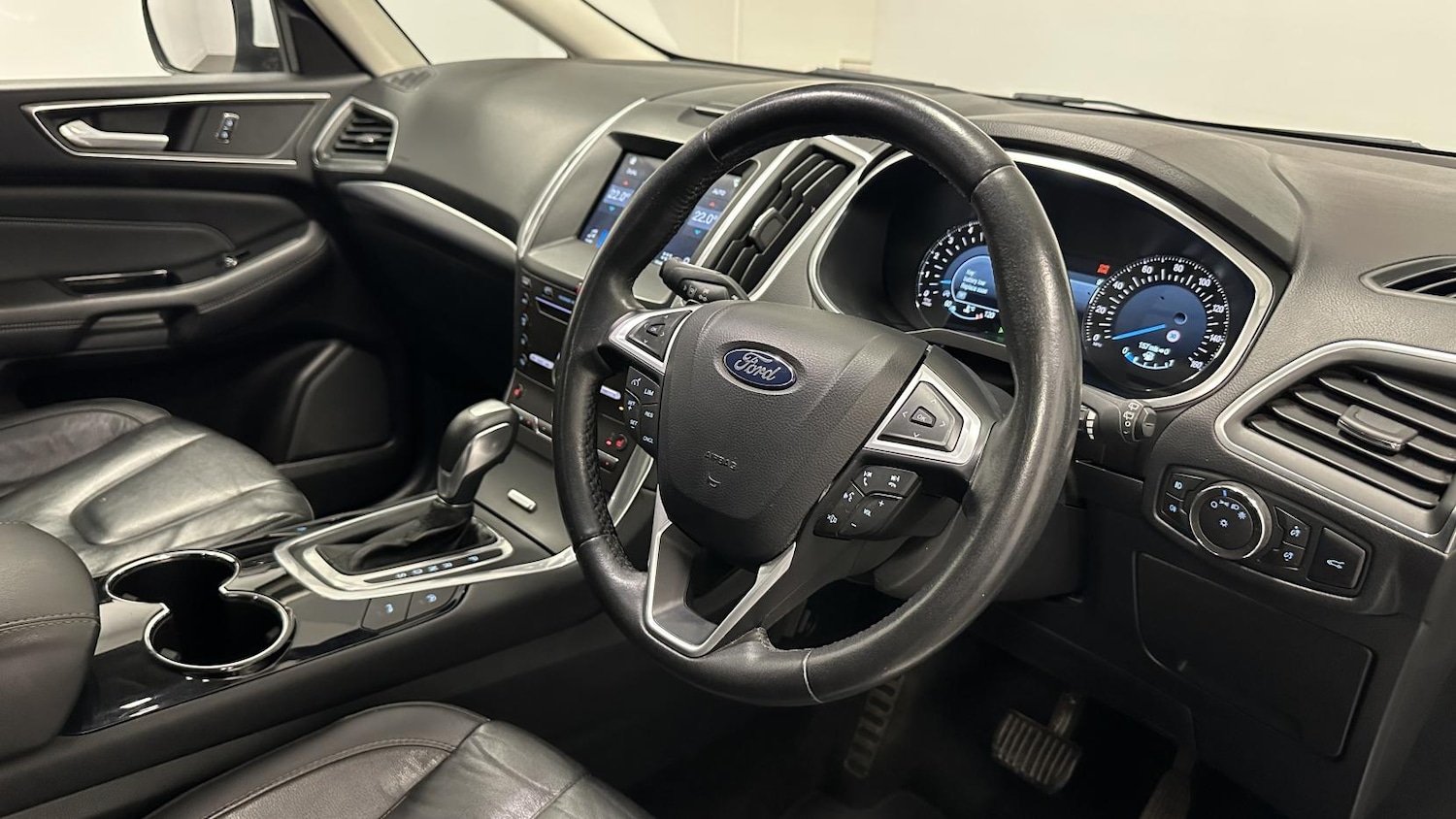 Used Ford S-Max 2017 for sale - 77750450: Photo 13