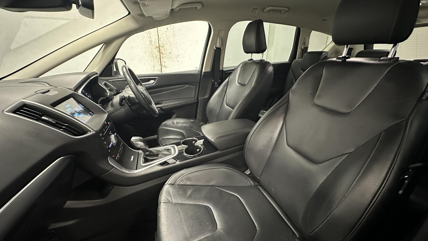 Used Ford S-Max 2017 for sale - 77750450: Photo 24