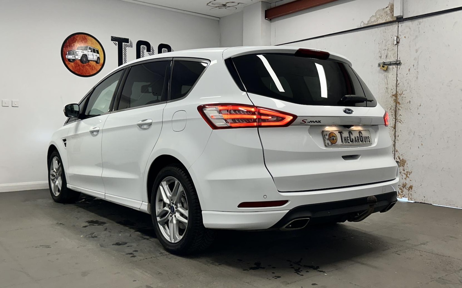 Used Ford S-Max 2017 for sale - 77750450: Photo 3