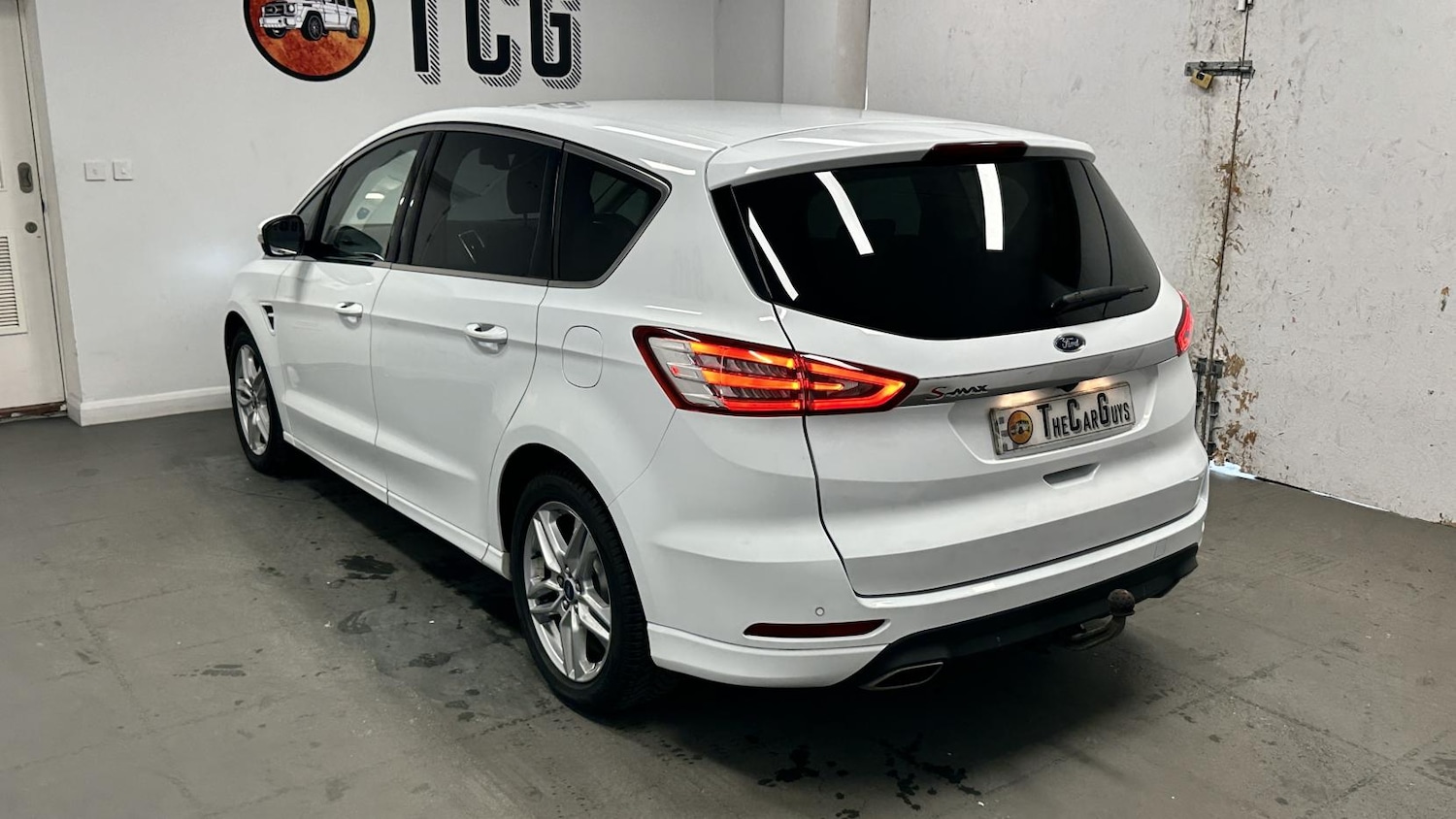 Used Ford S-Max 2017 for sale - 77750450: Photo 8