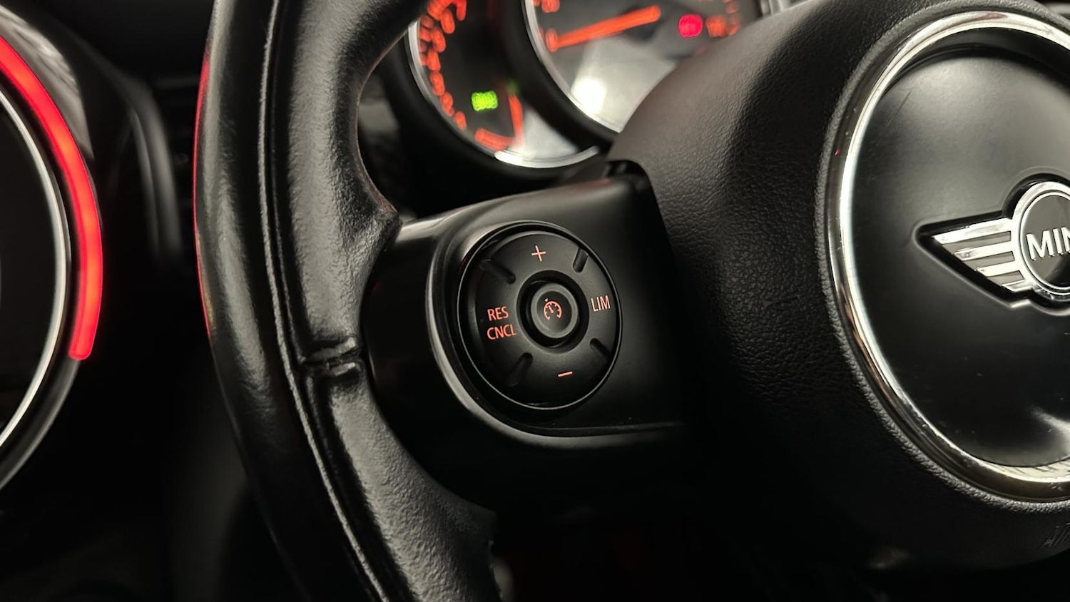 Used MINI Hatch 2017 for sale - 77189607: Photo 18