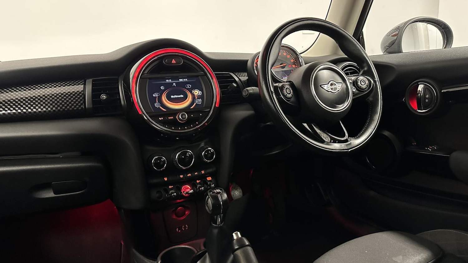 Used MINI Hatch 2017 for sale - 77189607: Photo 2