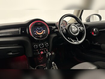 Used MINI Hatch 2017 for sale - 77189607: Photo