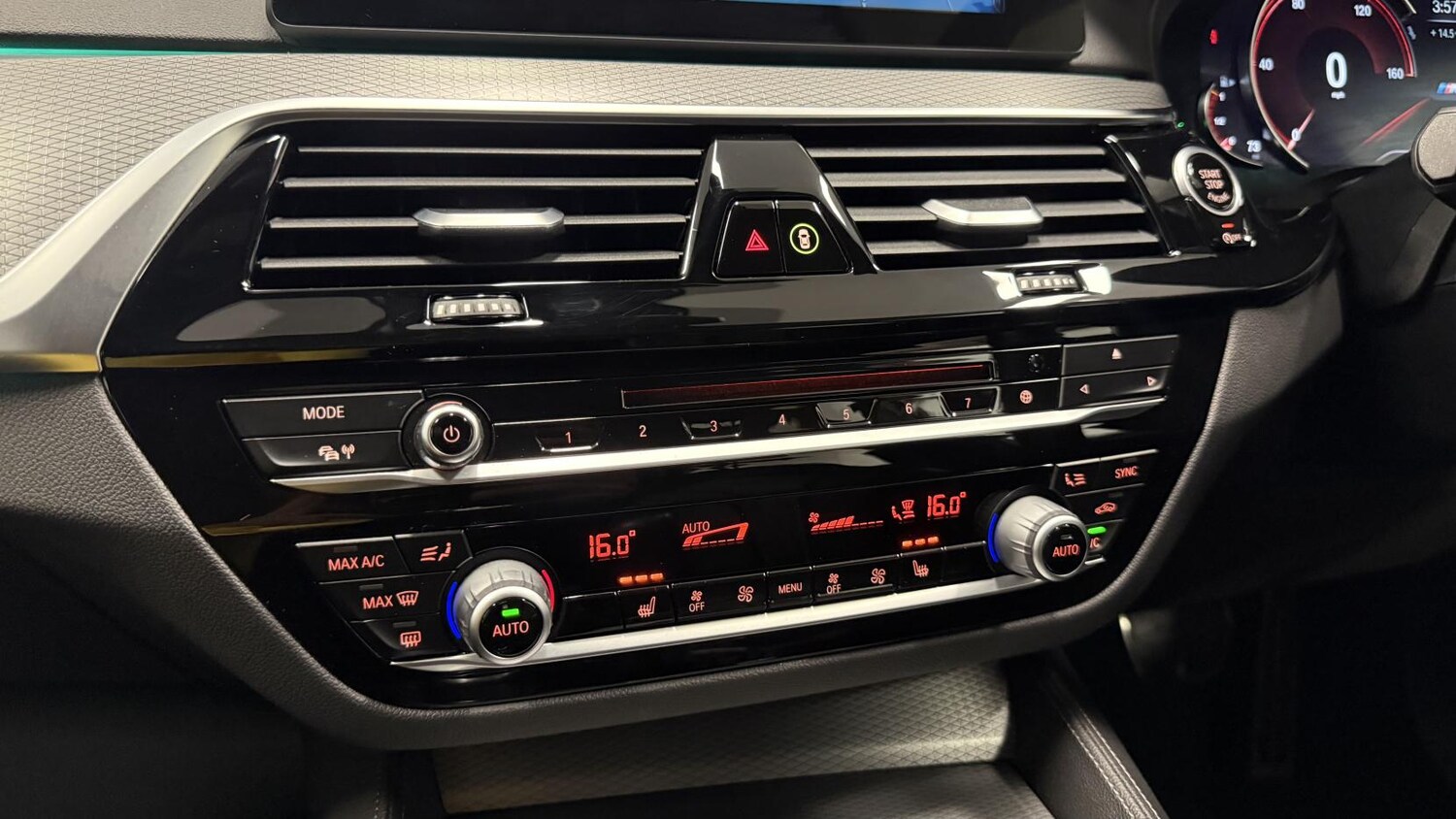 Used BMW 5 Series 2018 for sale - 77755187: Photo 43