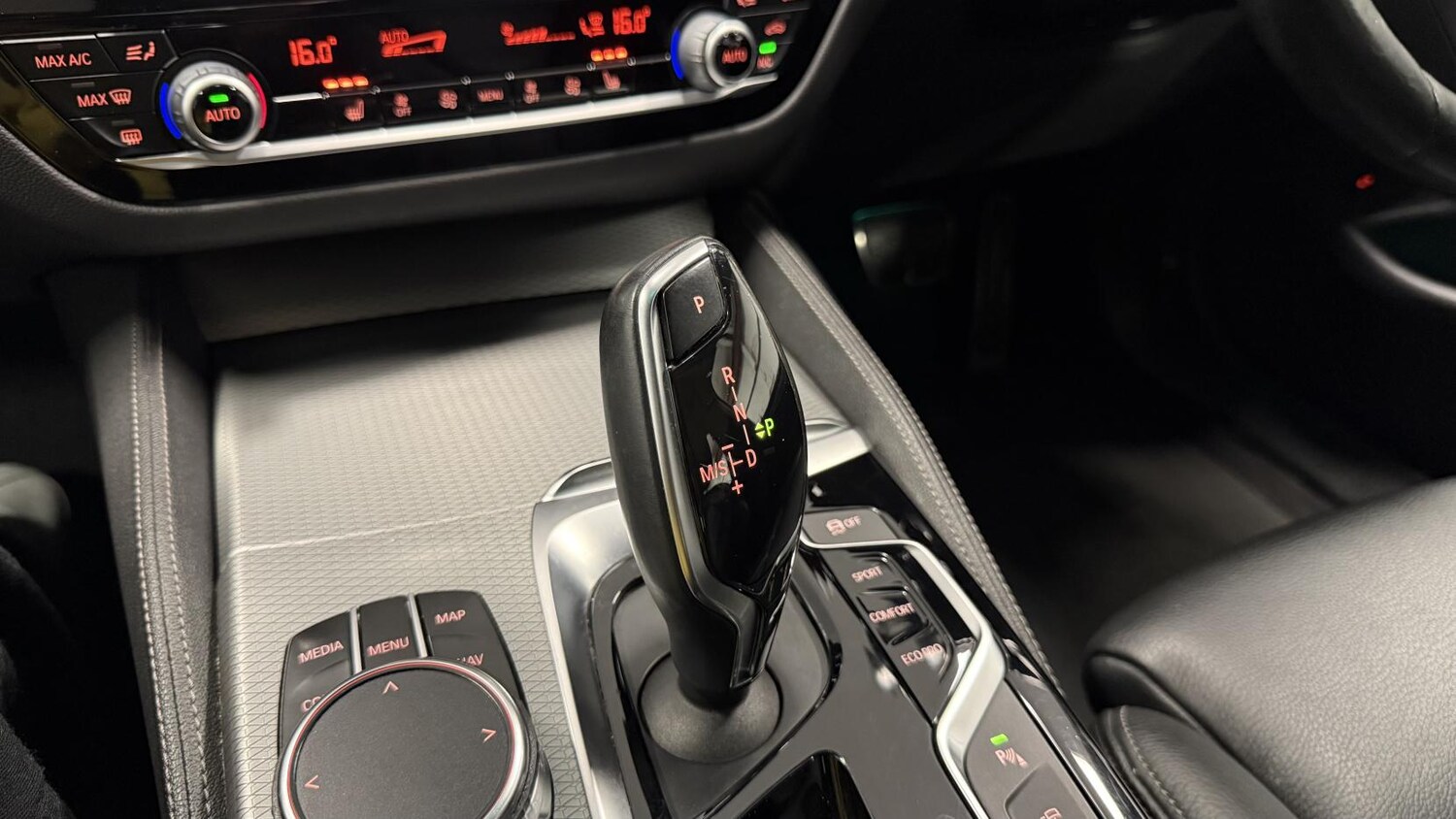 Used BMW 5 Series 2018 for sale - 77755187: Photo 45