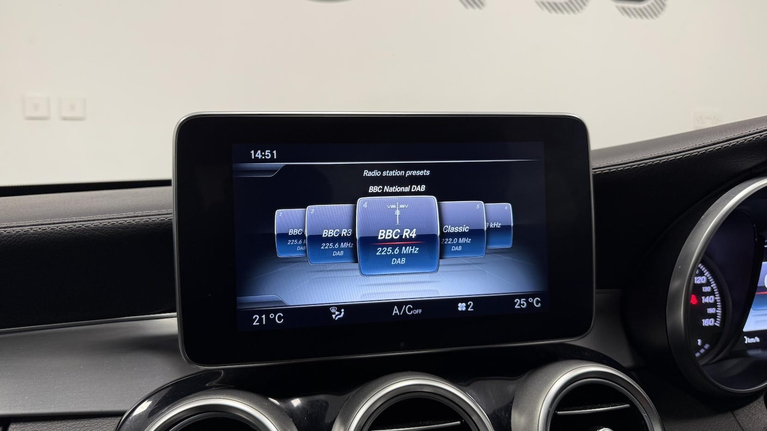 Used Mercedes-Benz C Class 2017 for sale - 77326504: Photo 18