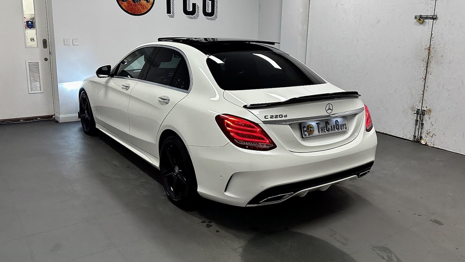 Used Mercedes-Benz C Class 2017 for sale - 77326504: Photo 4