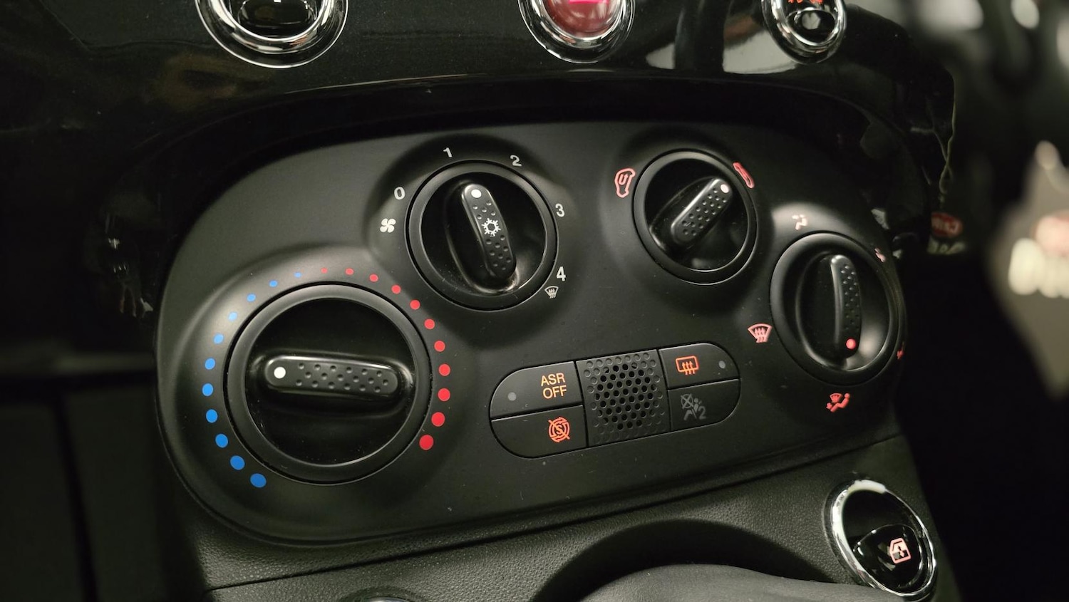 Used Fiat 500 2018 for sale - 77992034: Photo 17