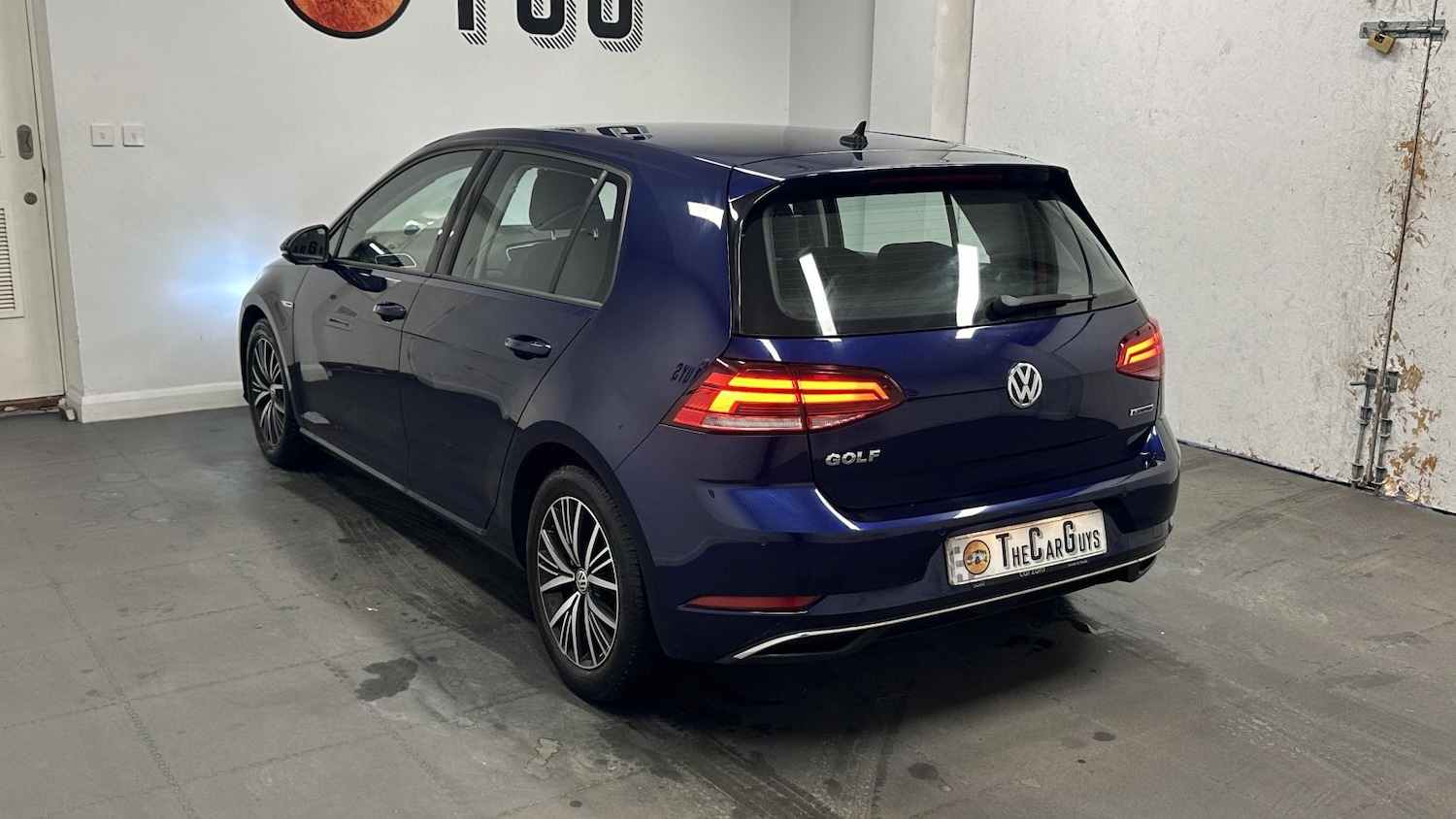 Used Volkswagen Golf 2018 for sale - 77140992: Photo 8