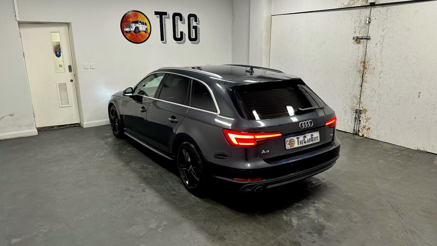 Used Audi A4 2016 for sale - 77251514: Photo 37