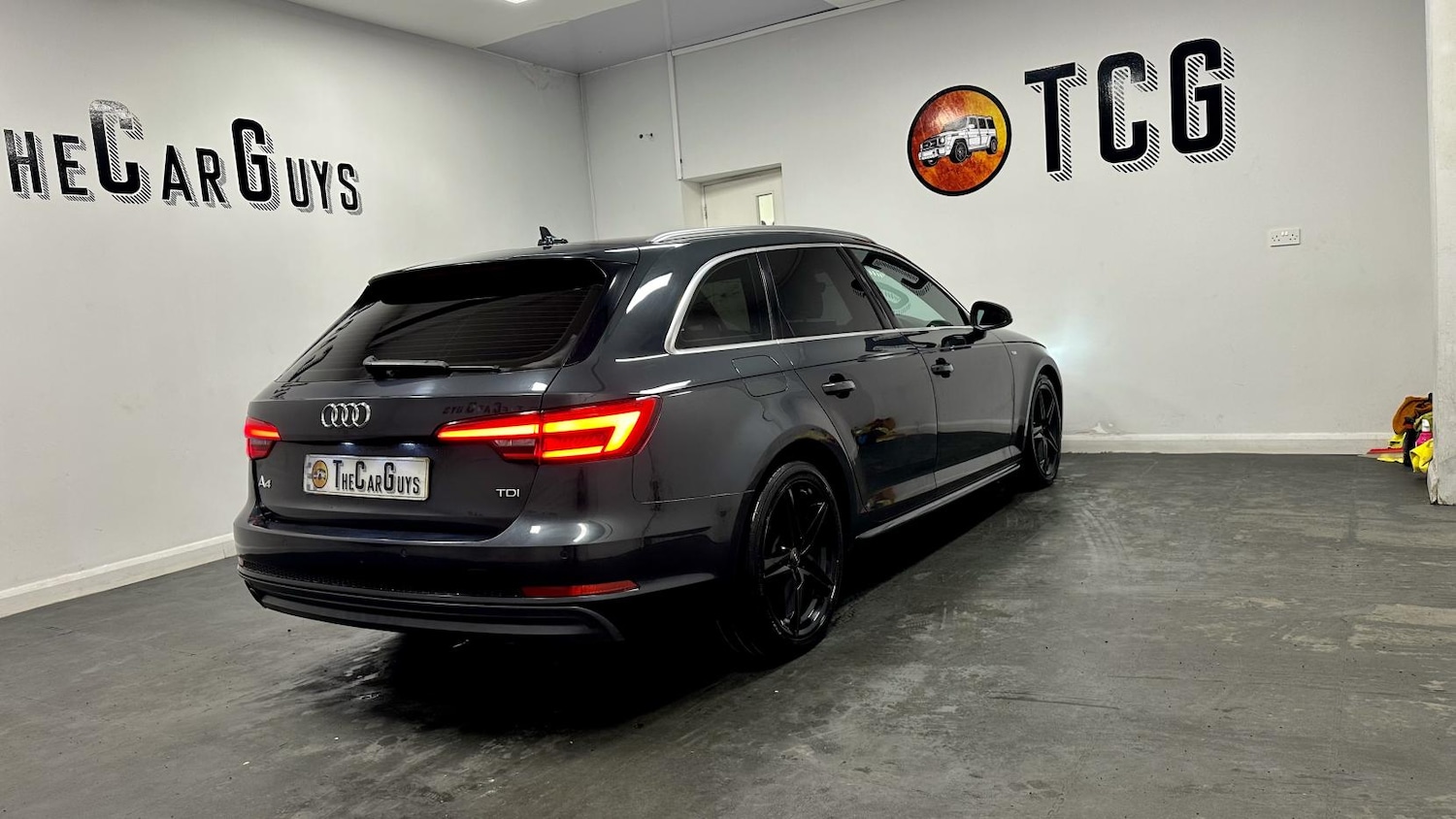 Used Audi A4 2016 for sale - 77251514: Photo 38