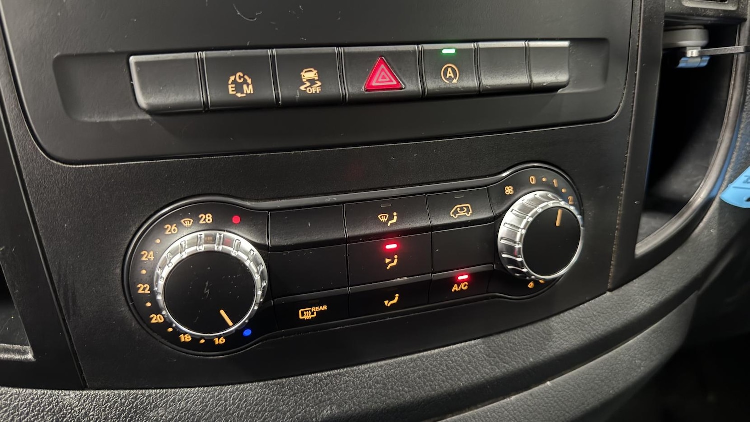 Used Mercedes-Benz Vito 2017 for sale - 77109980: Photo 32