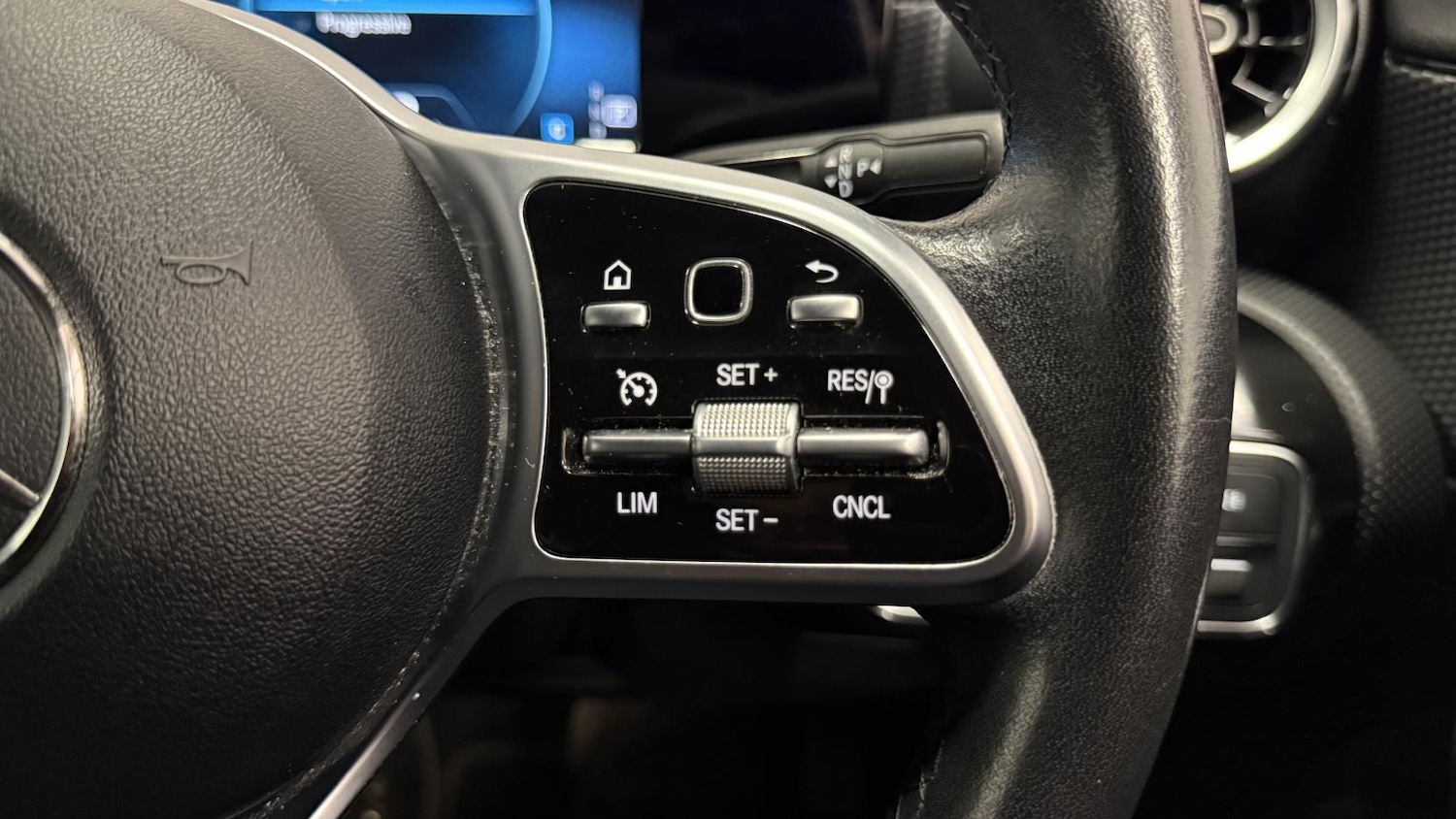 Used Mercedes-Benz A-Class 2018 for sale - 77106261: Photo 28