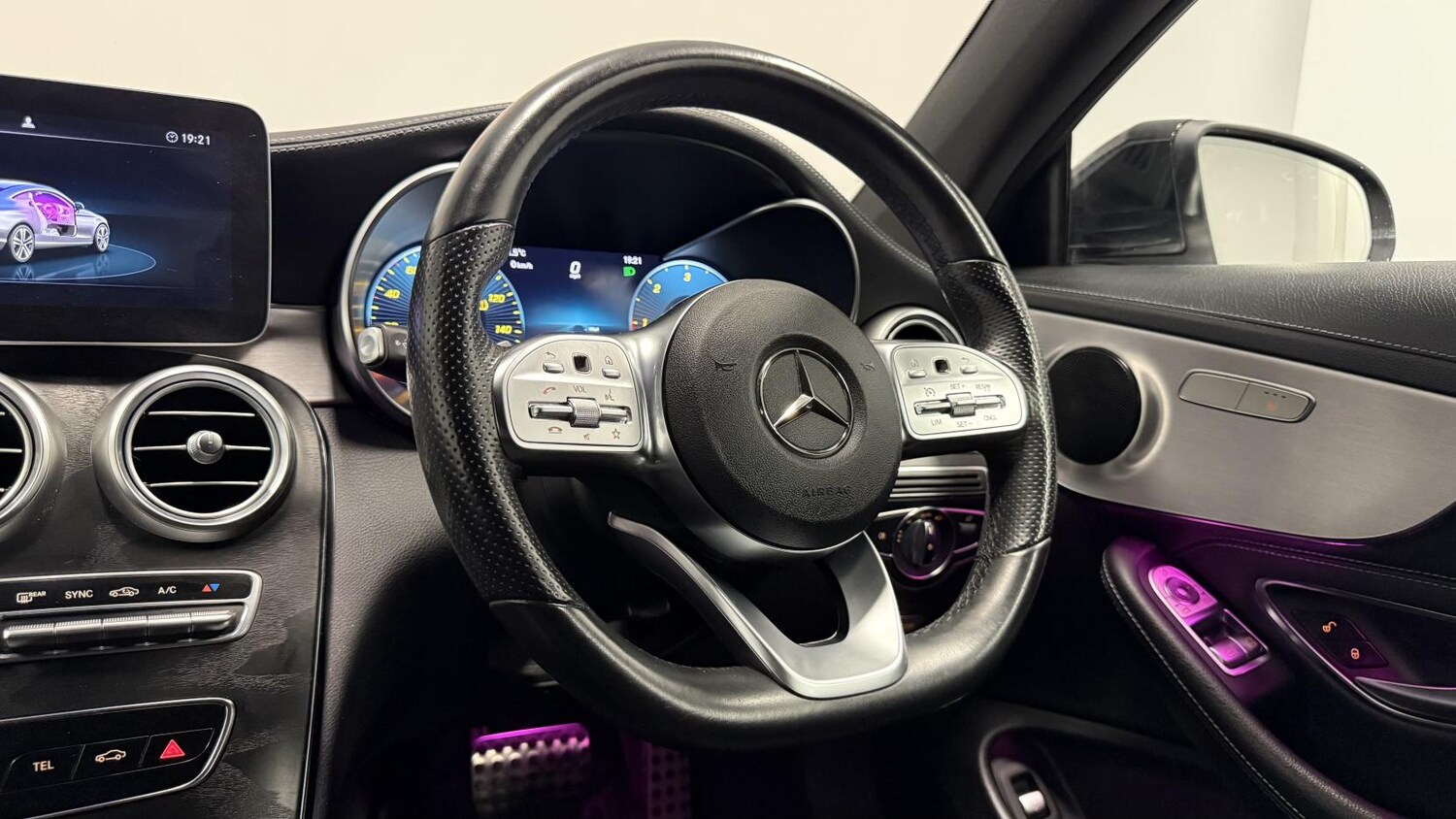 Used Mercedes-Benz C Class 2019 for sale - 78148626: Photo 46