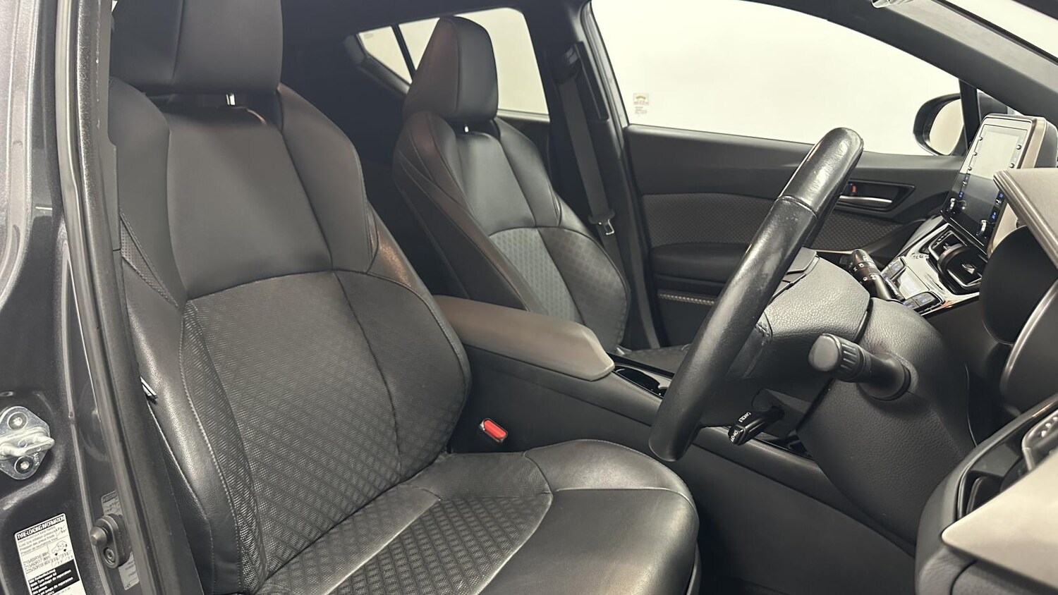 Used Toyota C-HR 2020 for sale - 77763024: Photo 20