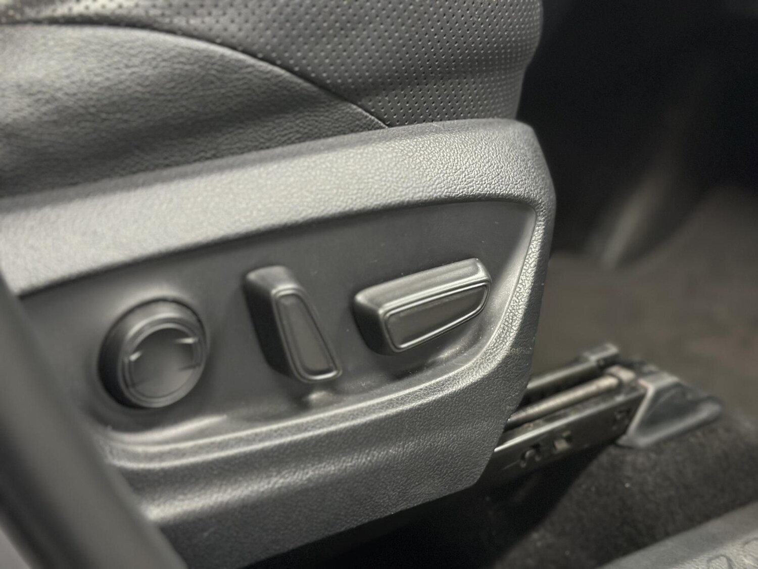 Used Toyota C-HR 2020 for sale - 77763024: Photo 23