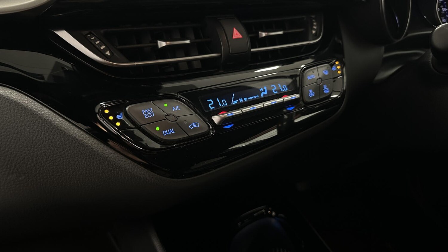 Used Toyota C-HR 2020 for sale - 77763024: Photo 26