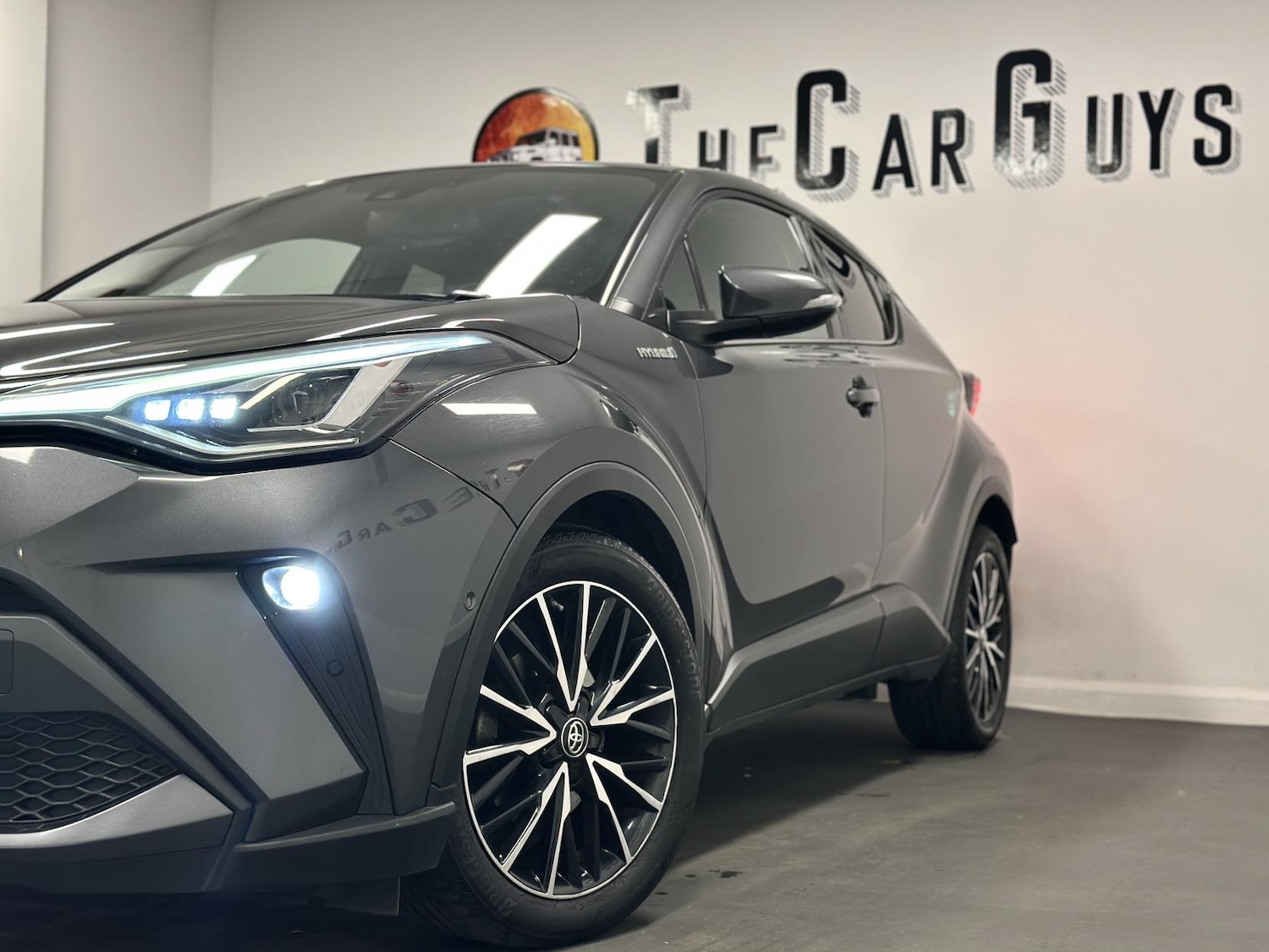 Used Toyota C-HR 2020 for sale - 77763024: Photo 8
