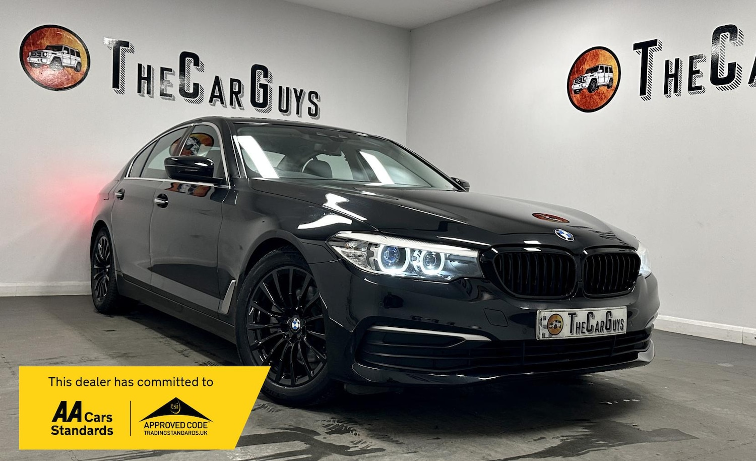 Used BMW 5 Series 2017 for sale - 77558842: Photo 1