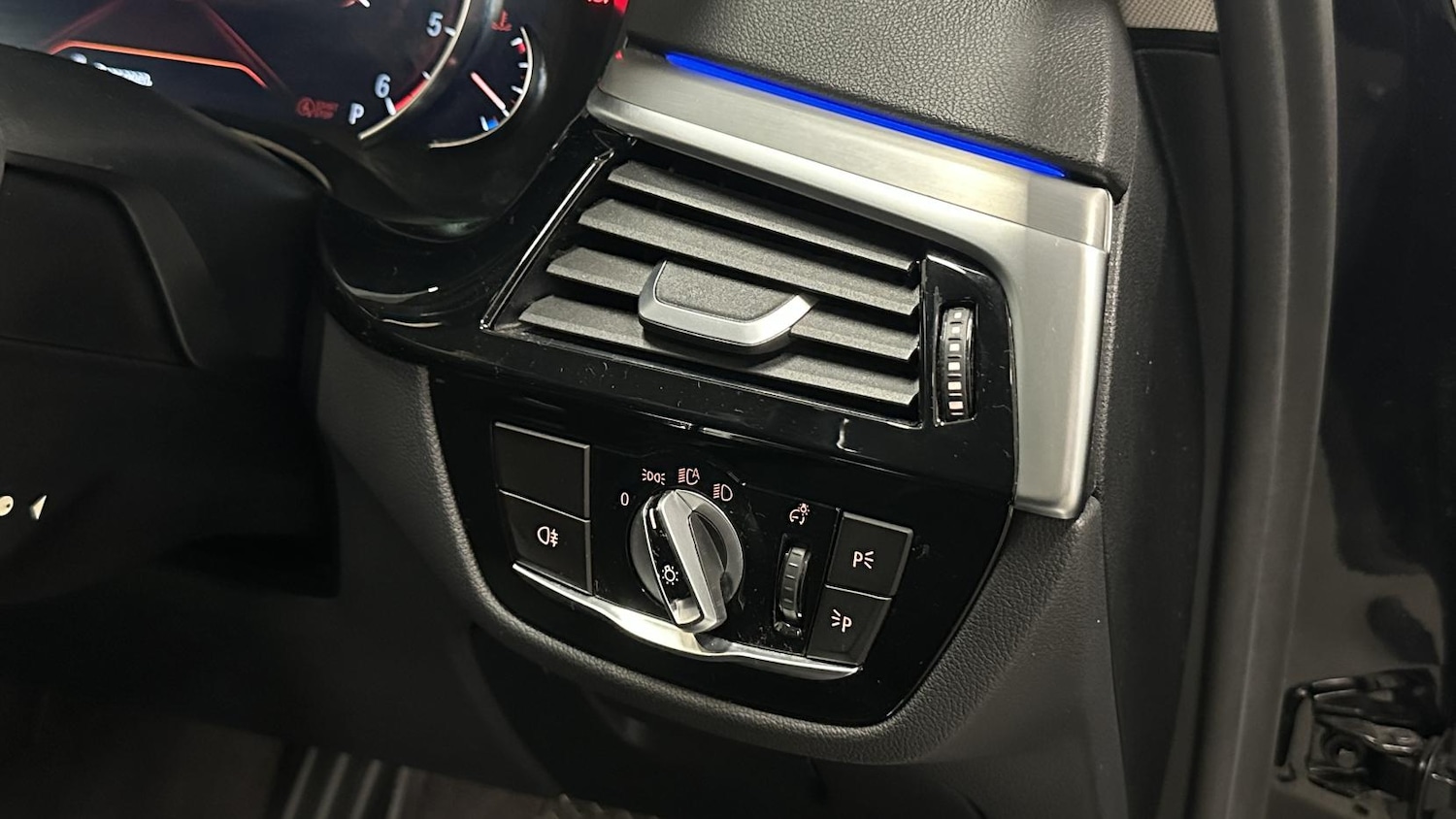 Used BMW 5 Series 2017 for sale - 77558842: Photo 20