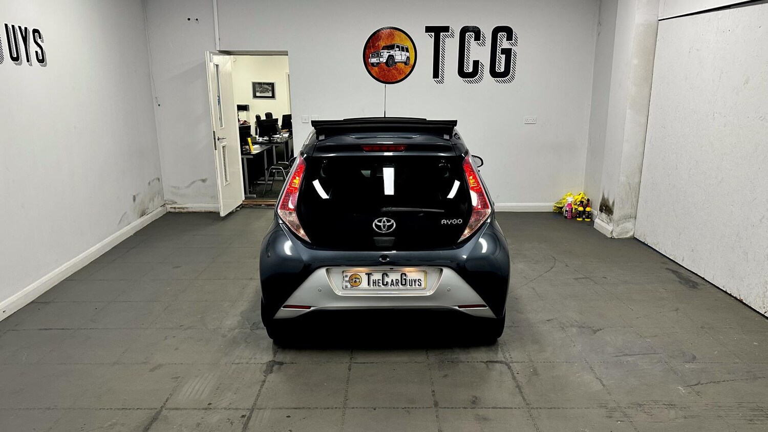 Used Toyota AYGO 2016 for sale - 77682243: Photo 15