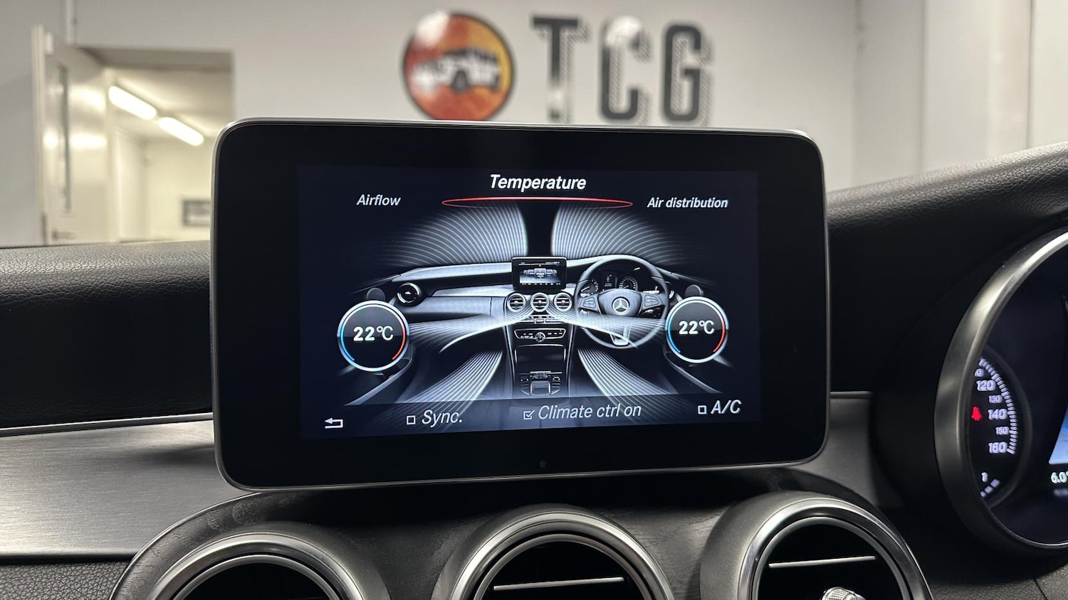 Used Mercedes-Benz C Class 2018 for sale - 77109982: Photo 24