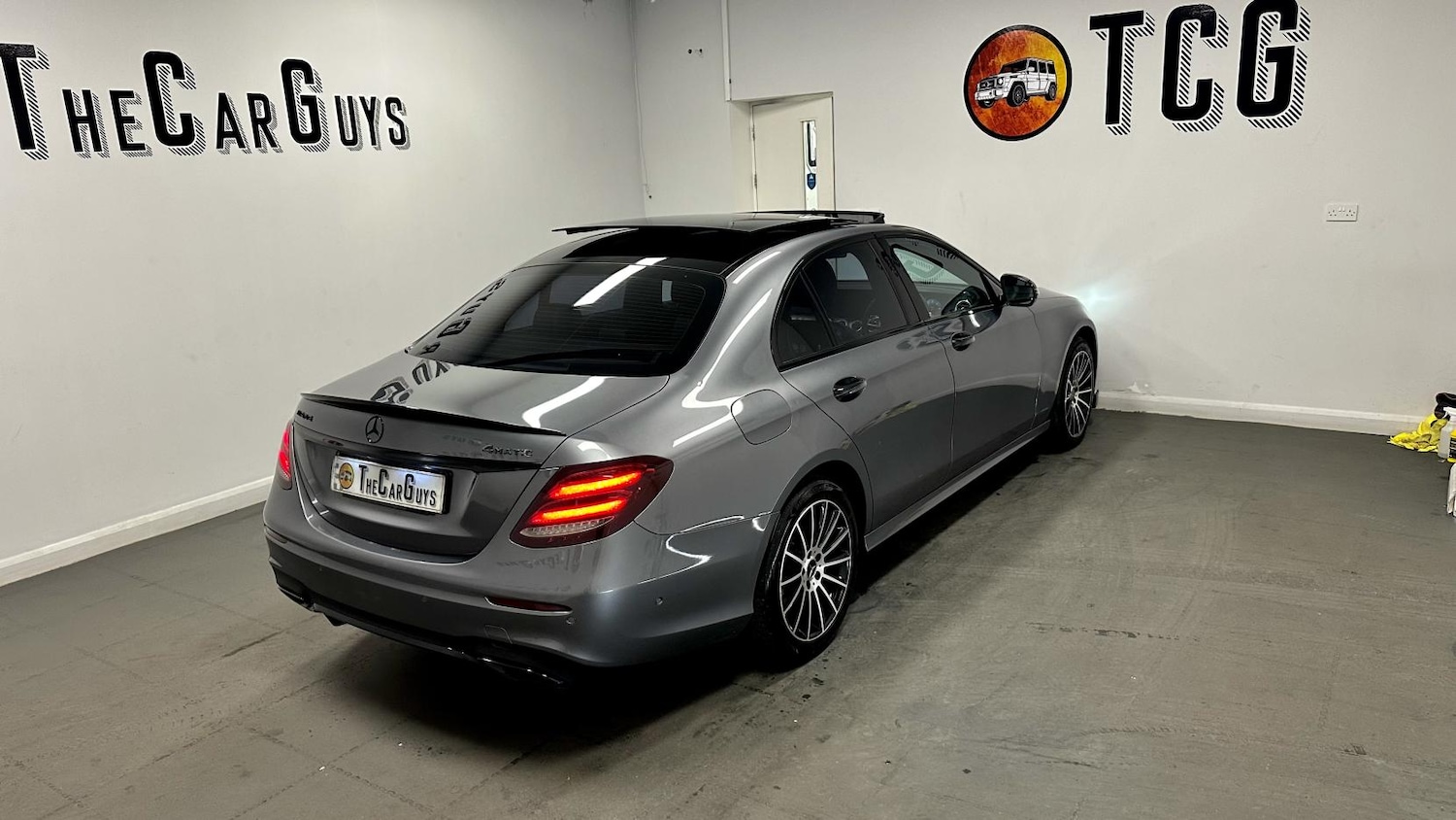 Used Mercedes-Benz E Class 2017 for sale - 77941612: Photo 14