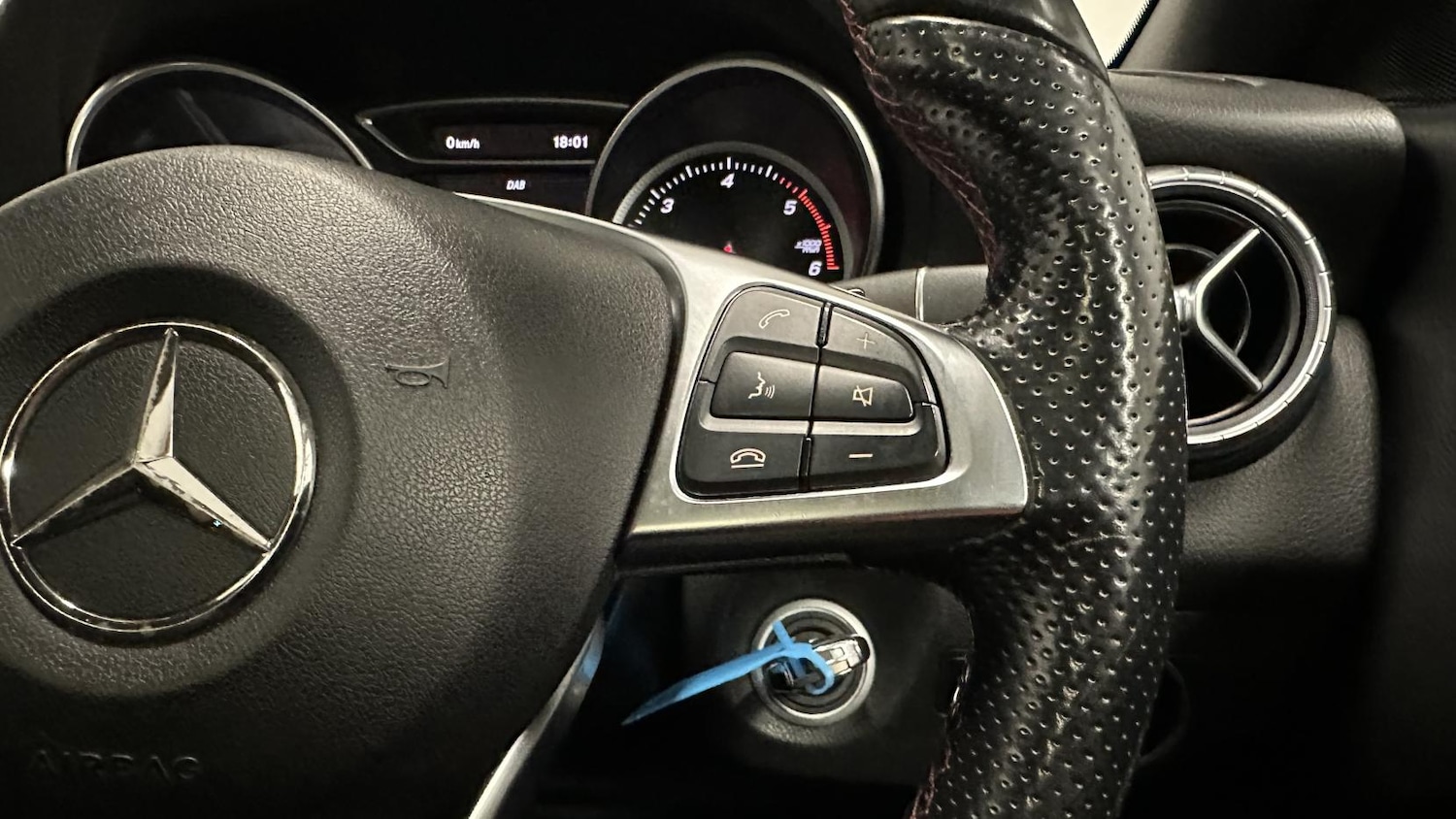 Used Mercedes-Benz CLA 2017 for sale - 77304015: Photo 18