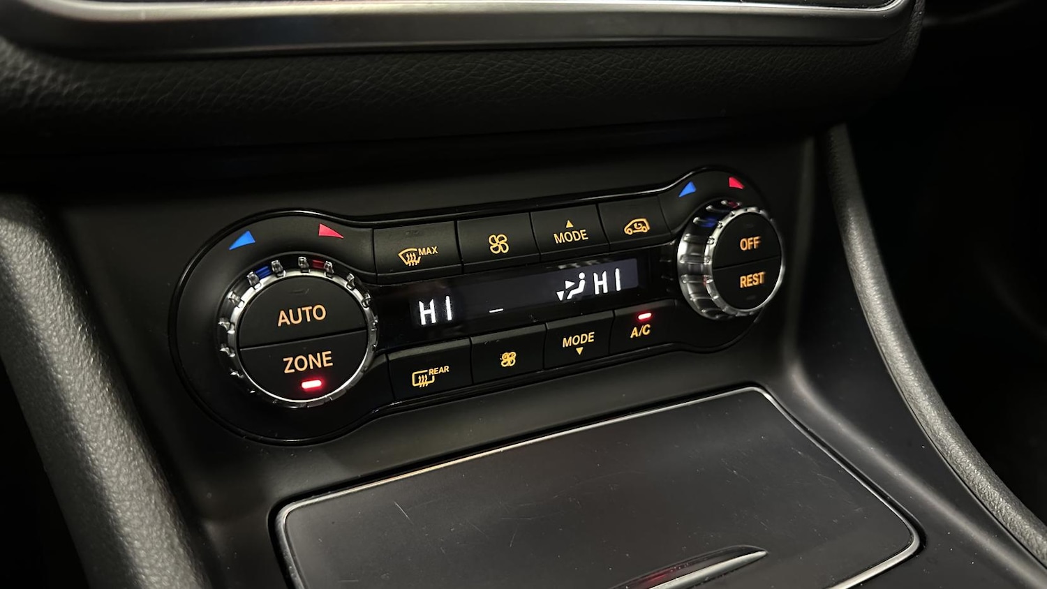 Used Mercedes-Benz CLA 2017 for sale - 77304015: Photo 19