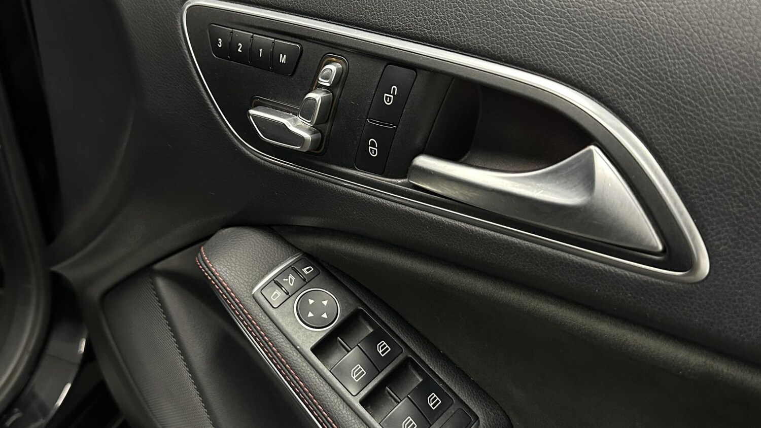 Used Mercedes-Benz A-Class 2017 for sale - 77721809: Photo 20