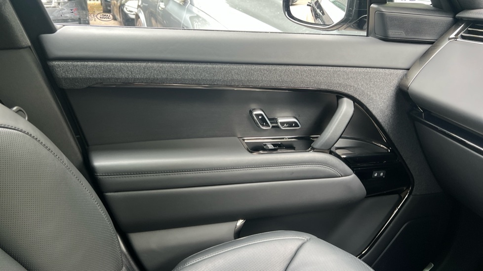 Used Land Rover Range Rover Sport 2024 for sale - 76146077: Photo 40