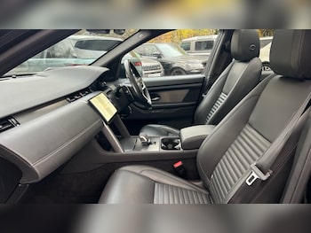 Used Land Rover Discovery Sport 2023 for sale - 76361977: Photo