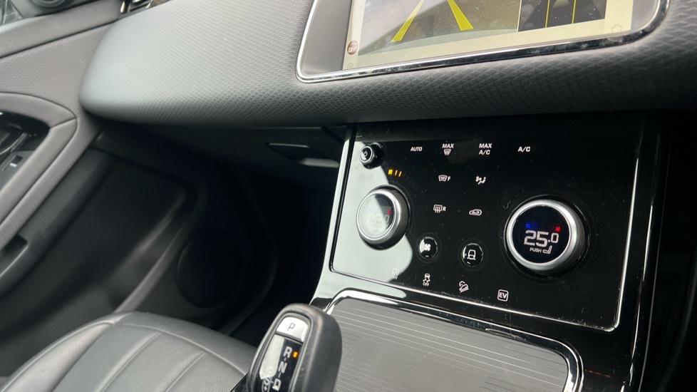 Used Land Rover Range Rover Evoque 2022 for sale - 76597900: Photo 42