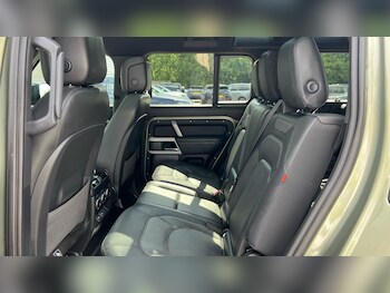 Used Land Rover Defender 2023 for sale - 75465739: Photo