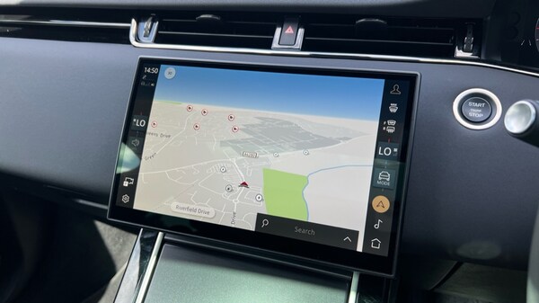 Used Land Rover Range Rover Evoque 2025 for sale - 75534334: Photo 11