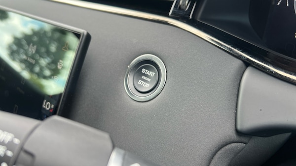 Used Land Rover Range Rover Evoque 2025 for sale - 75534334: Photo 57