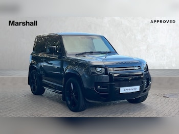 Land Rover - Defender