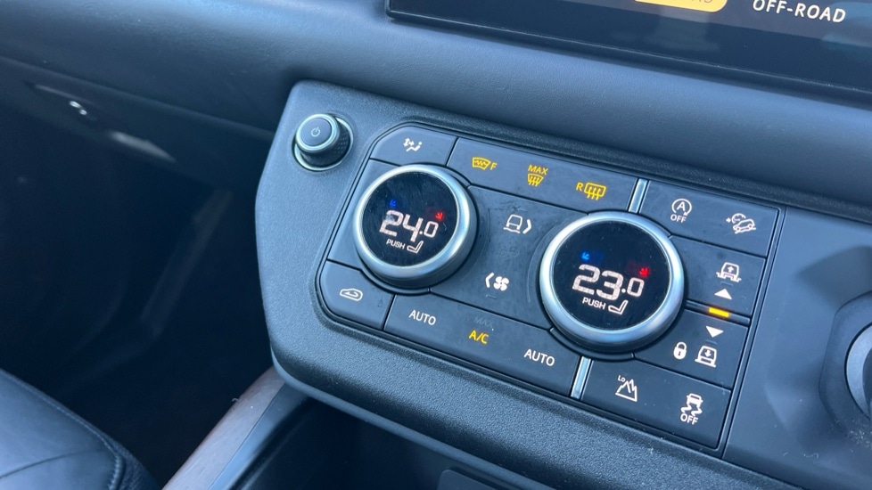 Used Land Rover Defender 2022 for sale - 76691457: Photo 39