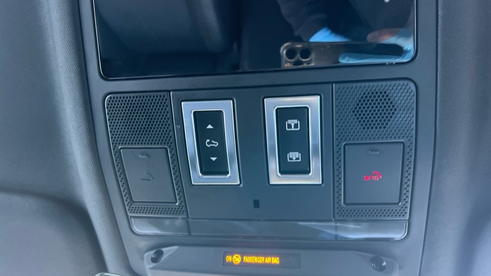 Used Land Rover Defender 2022 for sale - 76691457: Photo 40