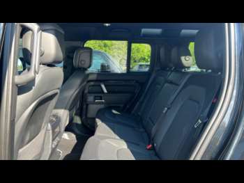 Used Land Rover Defender 2023 for sale - 75121067: Photo
