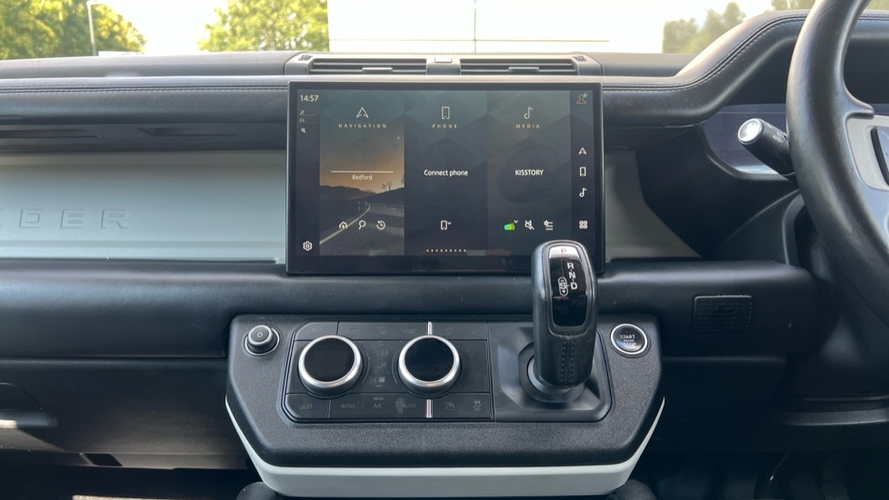 Used Land Rover Defender 2022 for sale - 76587086: Photo 14